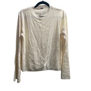 🖤5/$20 Cream Bell Sleeve Sweater